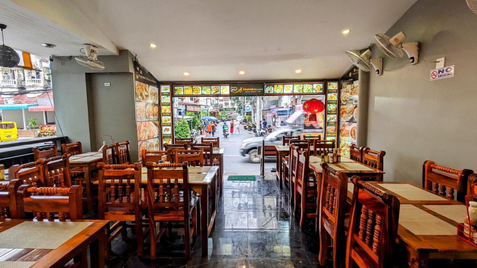 Hotel Heaven House Restro & Bar Patong Exterior foto